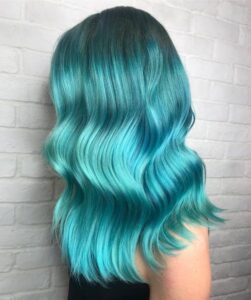 مو آبی سبز