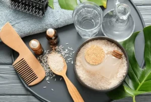فواید آب برنج برای مو چیست