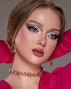 رژگونه چه رنگی برای پوست گندمی